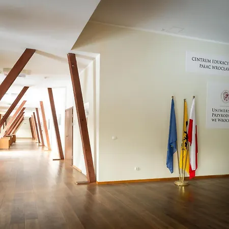 Hotel Centrum Edukacyjno-rozwojowe Pawlowice - Bezplatny Parking *