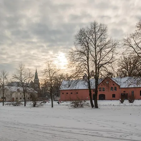 ベッド・アンド・ブレックファスト Centrum Edukacyjno-rozwojowe Pawlowice - Bezplatny Parking 3*