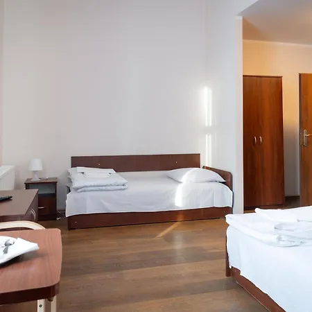 Centrum Edukacyjno-rozwojowe Pawlowice - Bezplatny Parking