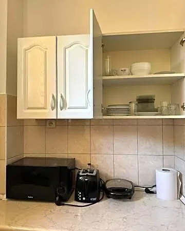 Centrum Edukacyjno-rozwojowe Pawlowice - Bezplatny Parking Bed & Breakfast