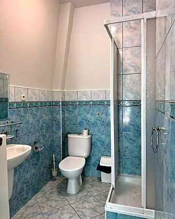 Centrum Edukacyjno-rozwojowe Pawlowice - Bezplatny Parking Bed & Breakfast