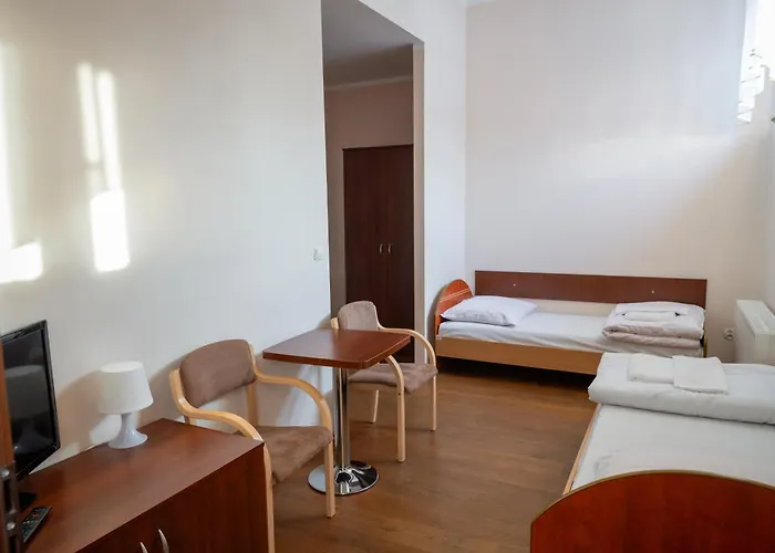 Centrum Edukacyjno-rozwojowe Pawlowice - Bezplatny Parking Готель типу 