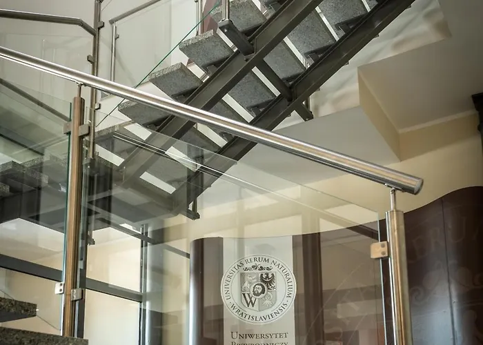 Centrum Edukacyjno-rozwojowe Pawlowice - Bezplatny Parking Готель типу 