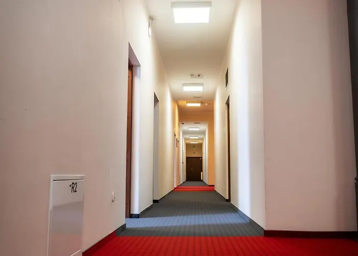 Centrum Edukacyjno-rozwojowe Pawlowice - Bezplatny Parking Вроцлав