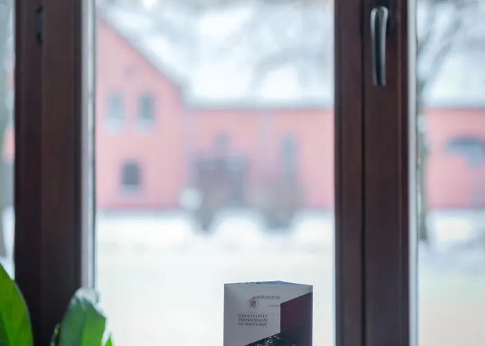 Centrum Edukacyjno-rozwojowe Pawlowice - Bezplatny Parking Готель типу 